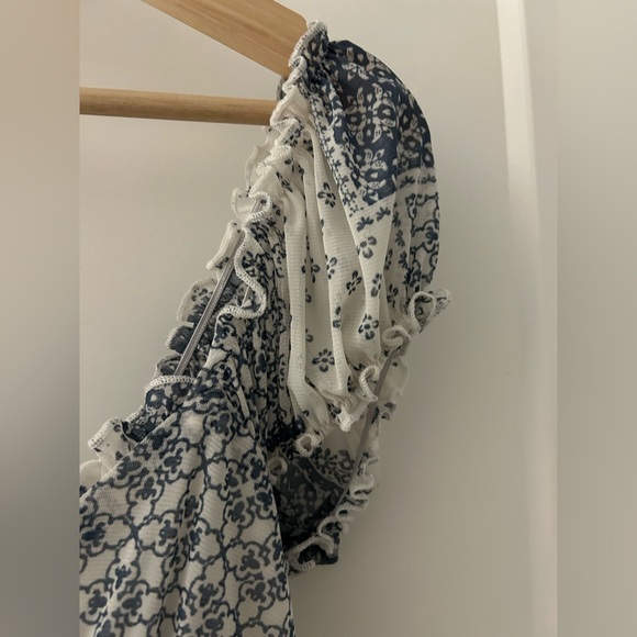 NWOT Urban Outfitters flowy print dress - Picture 3 of 5